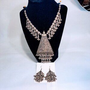 Middle Eastern Necklace and Earring Set